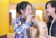 麻辣宣言鸡架：风格走在最前端，才能长期拥有消费者